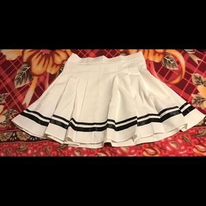 White pleated skirt